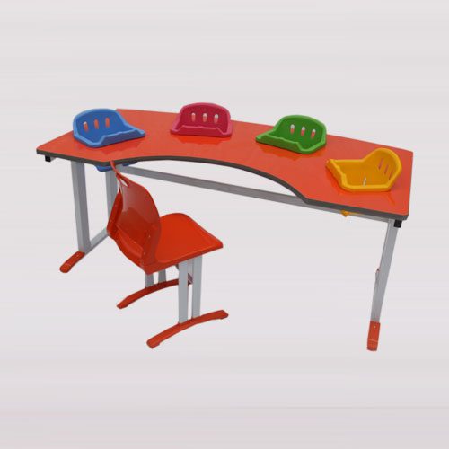 Conjunto Merenda de 4 lugares com poltrona fixa